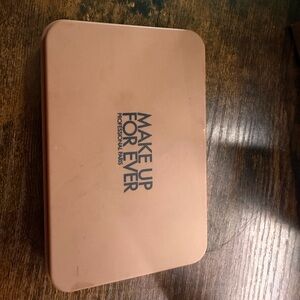 Makeup Forever HD Skin Matte Velvet Compact